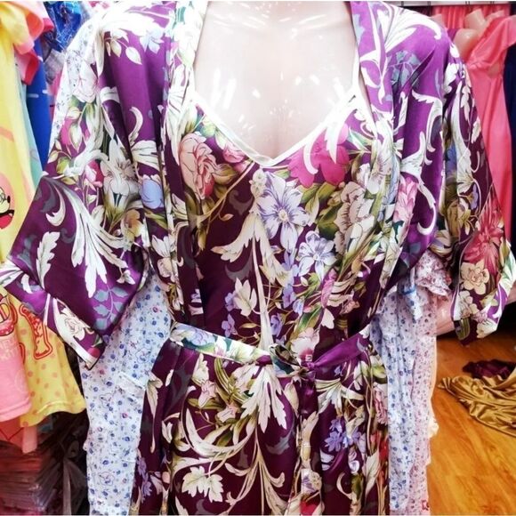Satin Robe & Nightie  - Picture 1 of 6